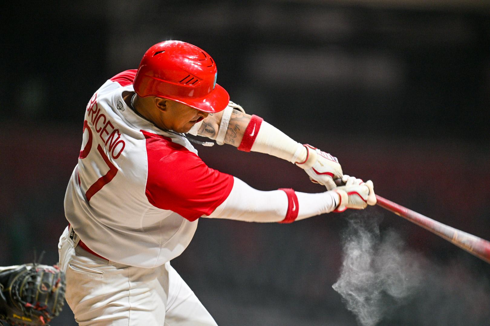 Diablos gana 11-2 a Conspiradores, con una noche explosiva de sus bats