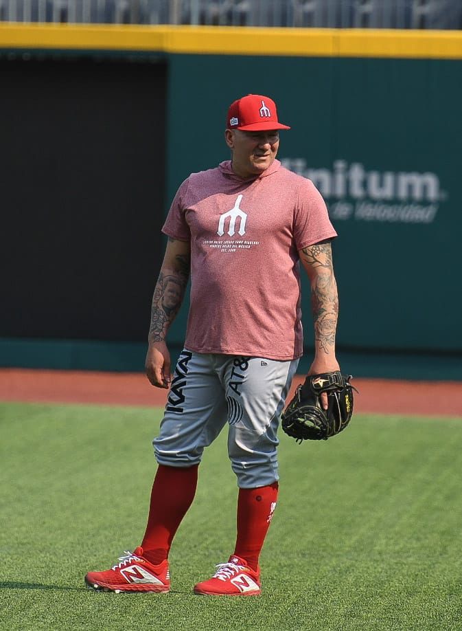 VENEZOLANO JESÚS SUCRE LLEGA A LOS DIABLOS ROJOS