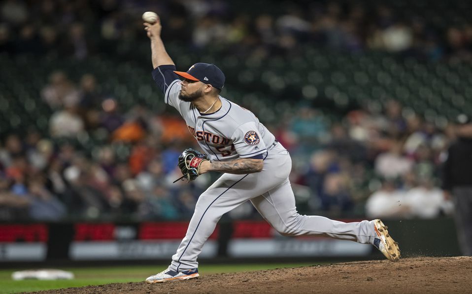 ES OFICIAL, ROBERTO OSUNA CAMPEÓN DE JUEGOS SALVADOS EN LA LIGA AMERICANA