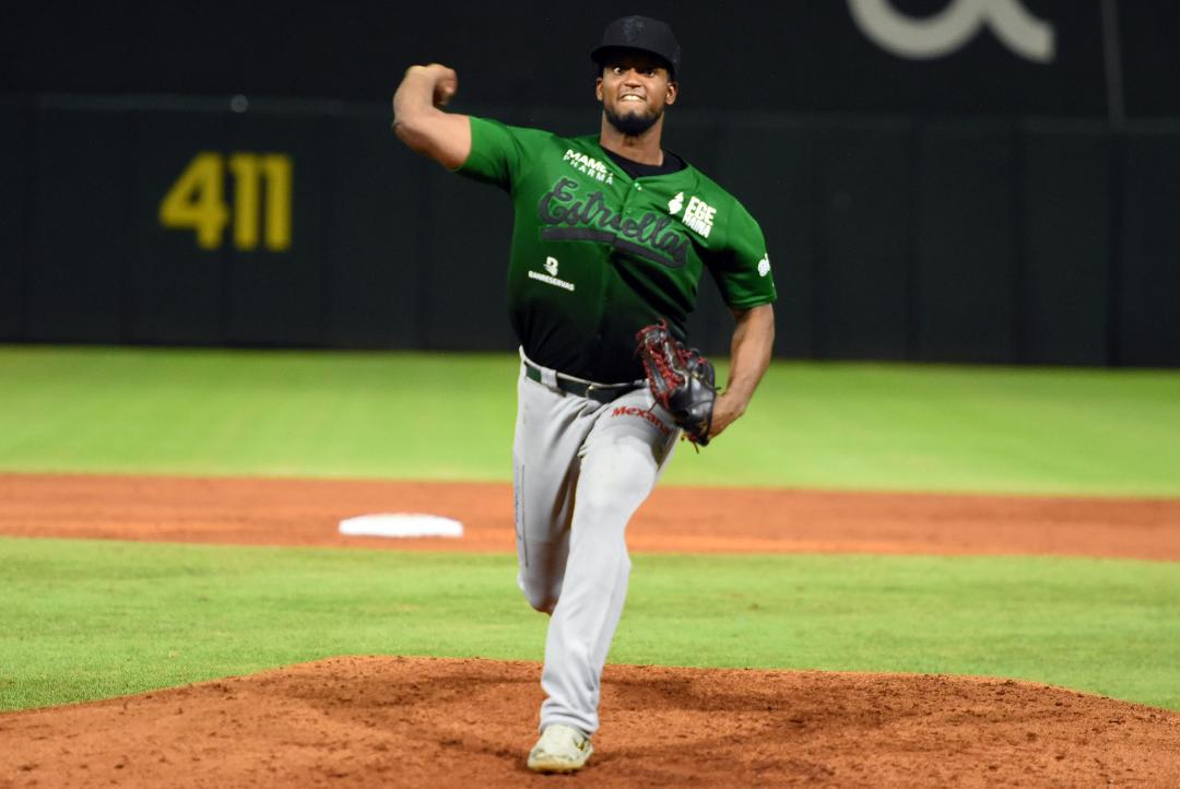 DIABLOS SUMA A SU TERCER REFUERZO EXTRANJERO PARA 2023: EL PITCHER OSCAR DE LA CRUZ