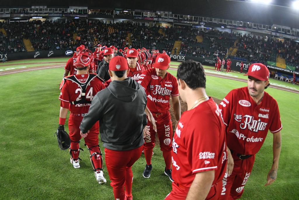DIABLOS EMPIEZA SERIE EN PUEBLA CON VICTORIA DE 3-0