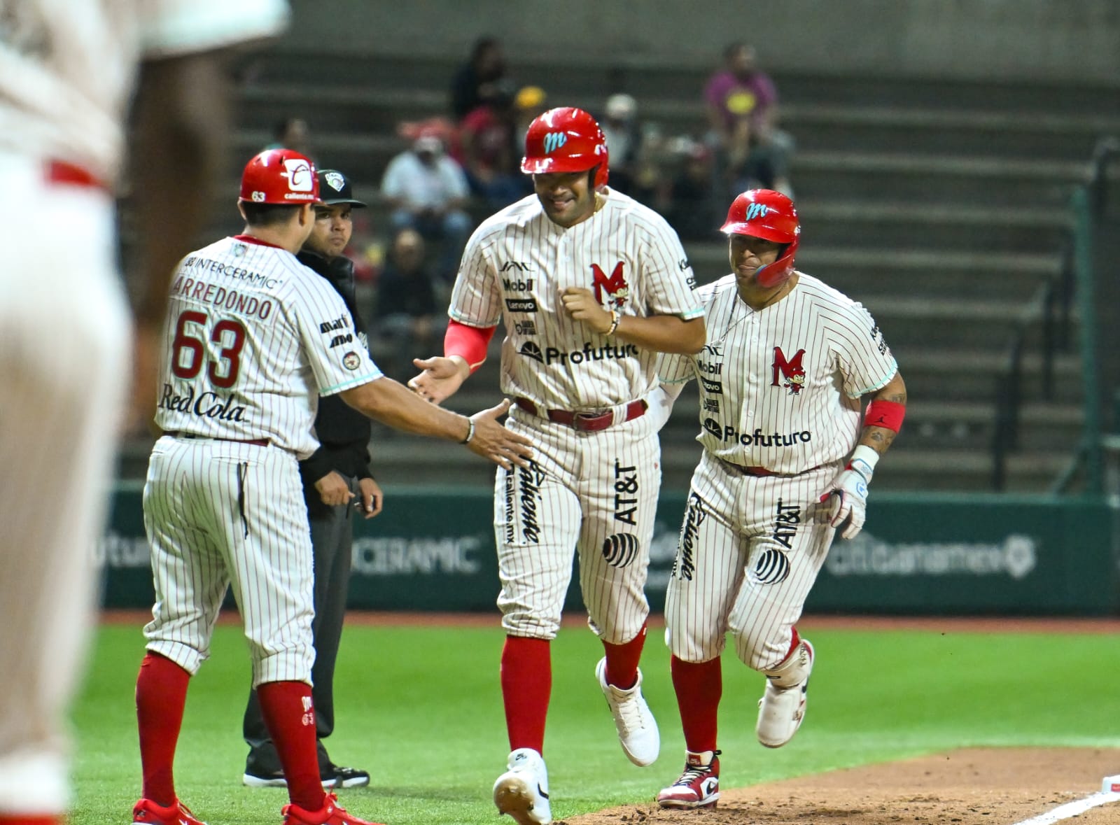 DIABLOS TIENE MARCA DE 40-10 LUEGO DE GANAR PARA LLEVARSE LA SERIE FRENTE A LOS PIRATAS