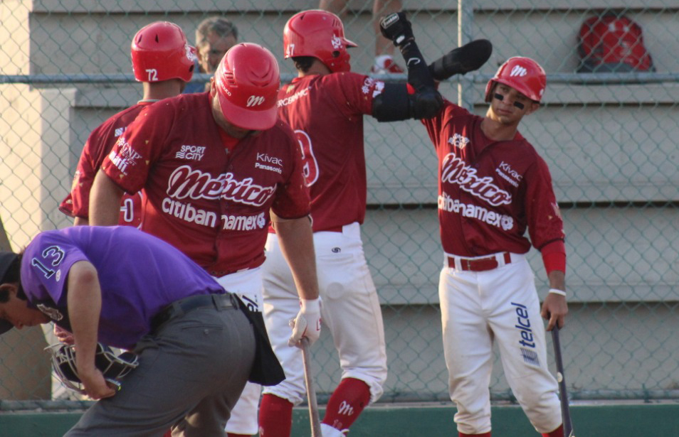 EL MÉXICO GANÓ EN DUELO DE BATAZOS
