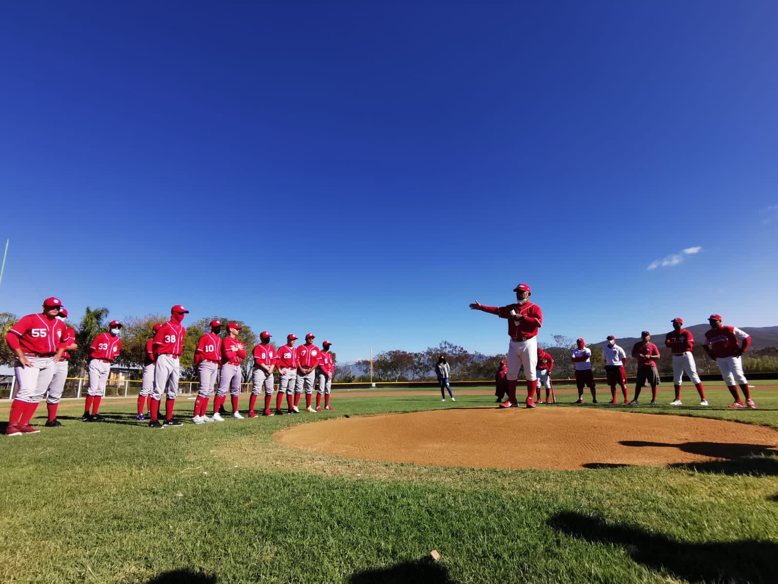 ACADEMIA DE BEISBOL ALFREDO HARP HELÚ REABRE SUS PUERTAS