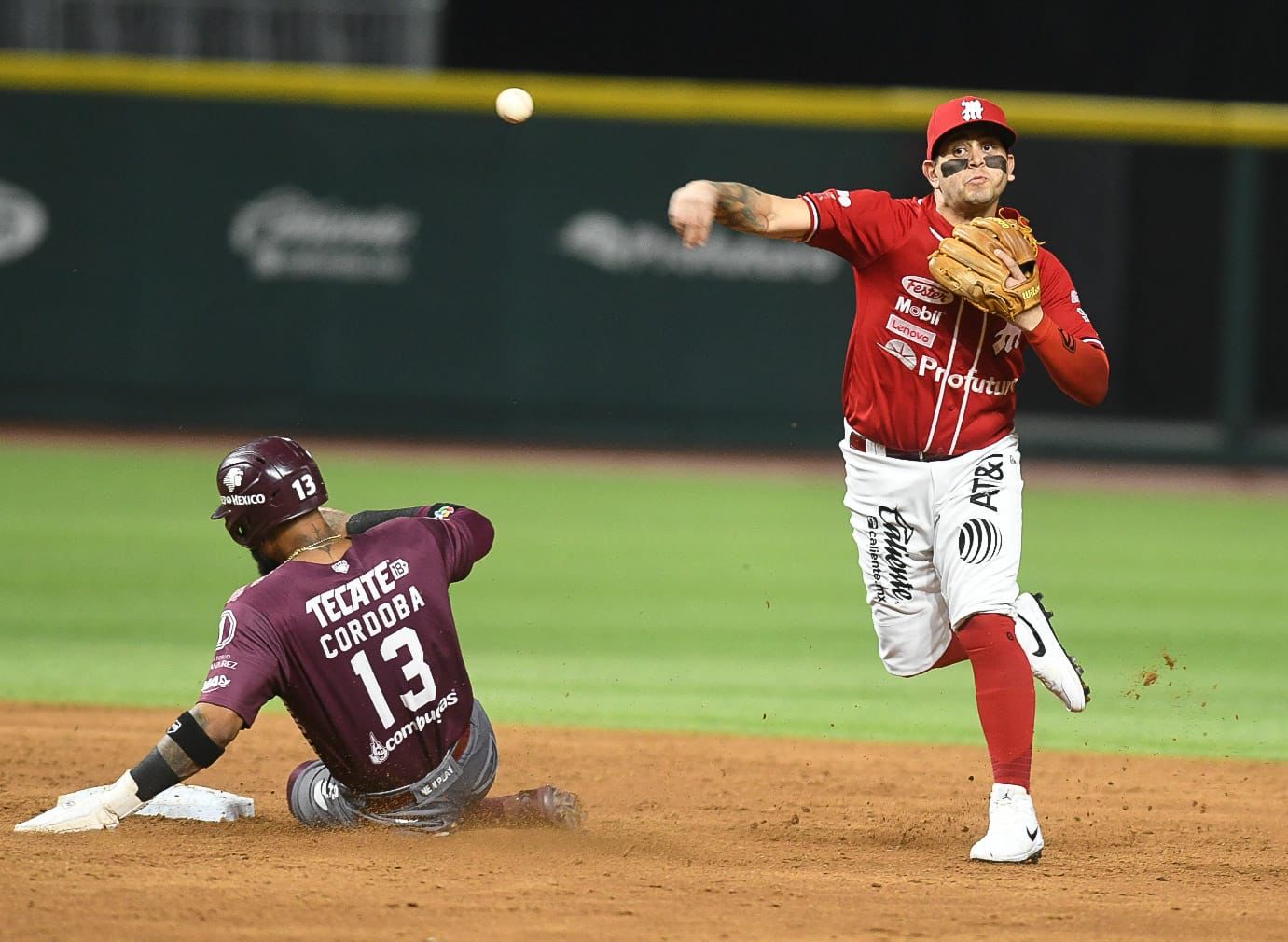 ALGODONEROS GANA EL PRIMERO DE LA SERIE