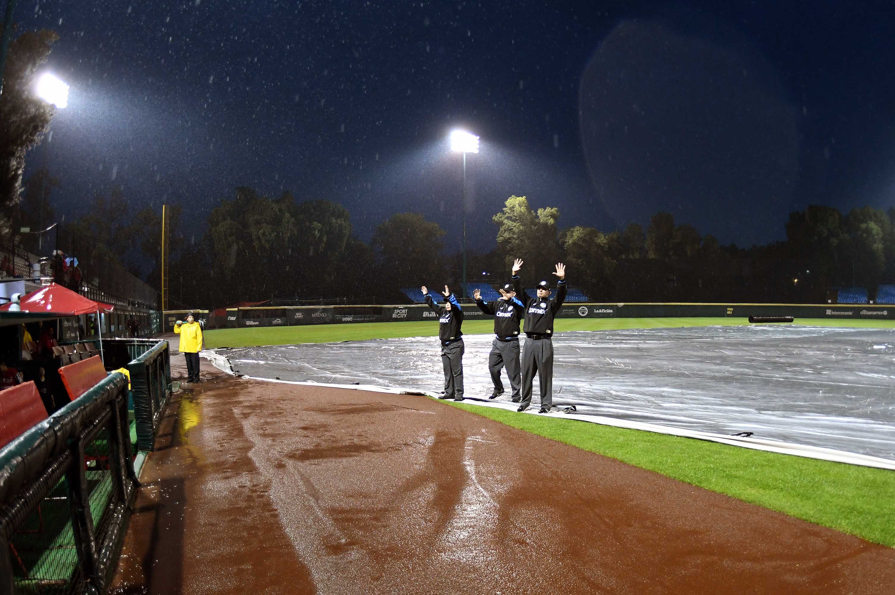 SUSPENDIDO POR LLUVIA EL 1RO DE LA SERIE 
