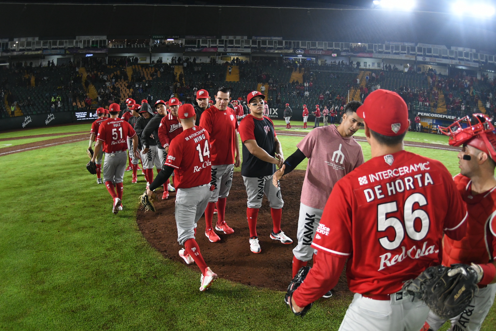 Diablos a la Serie de Campeonato; barre a Pericos al ganar el cuarto juego 15-5