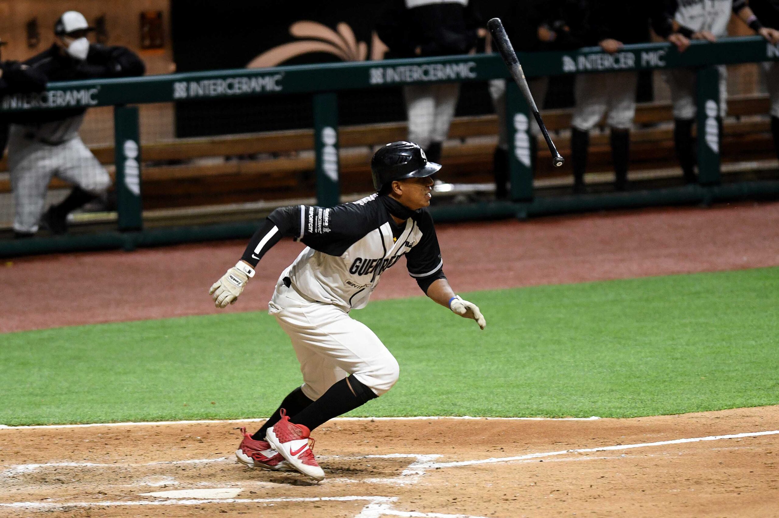 MIKELL GRANBERRY PIEZA CLAVE  EN EL TRIUNFO  DEL TEAM BARRERA