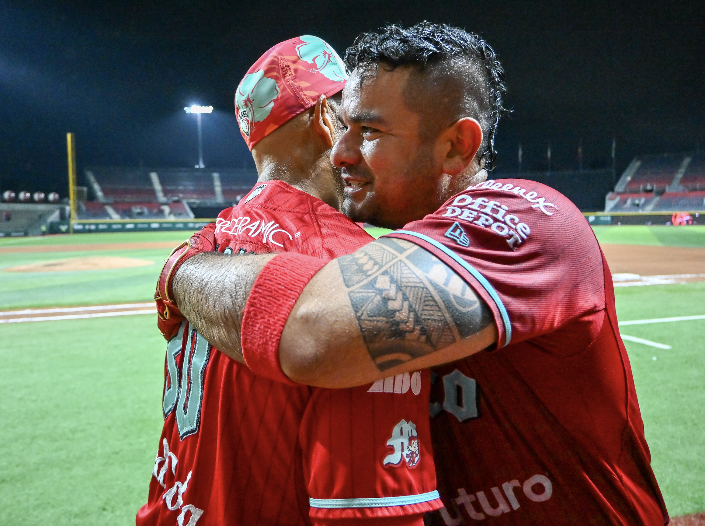 DIABLOS CLASIFICA A PLAYOFFS AL GANAR LA DOBLE CARTELERA FRENTE A LEÓN