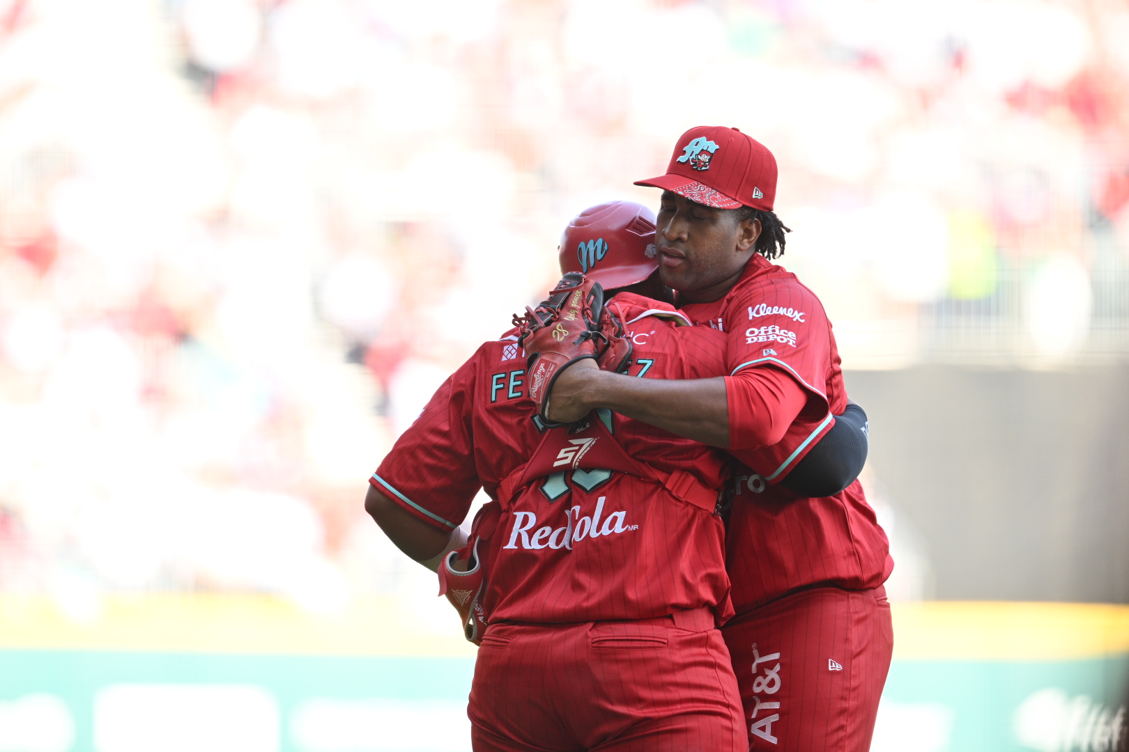 SE REPITE LA HISTORIA: DIABLOS ROJOS VUELVE A VENCER A LOS NY YANKEES CON GRAN JORNADA DE ROBINSON CANÓ