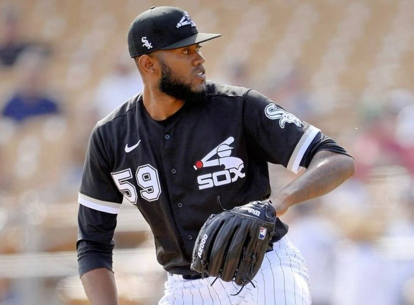 LANZADOR COLOMBIANO, TAYRON GUERRERO, LLEGA A LOS DIABLOS ROJOS