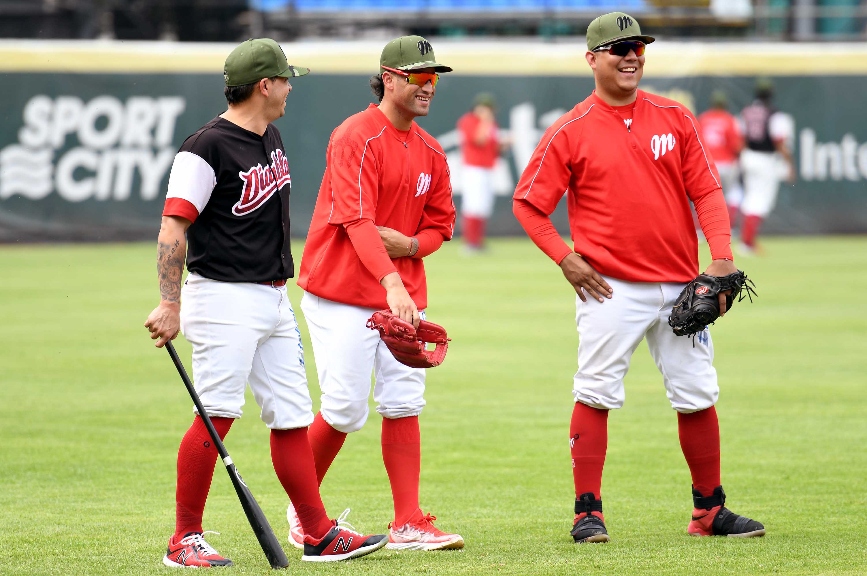DIABLOS ROJOS TUVIERON ENTRENAMIENTO EN EL FRAY NANO