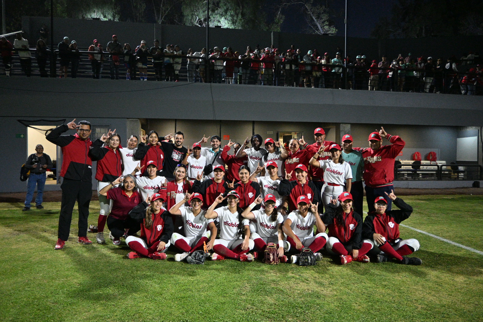 DIABLOS FEMENIL LOGRA OCTAVO TRIUNFO EN DUELO DE PITCHEO FRENTE A SULTANES