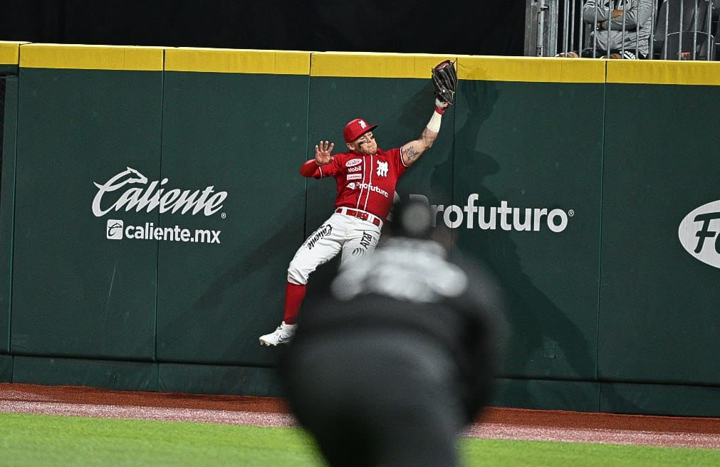 TIGRES SE LLEVA EL JUEGO 1 DEL PRIMER PLAYOFF