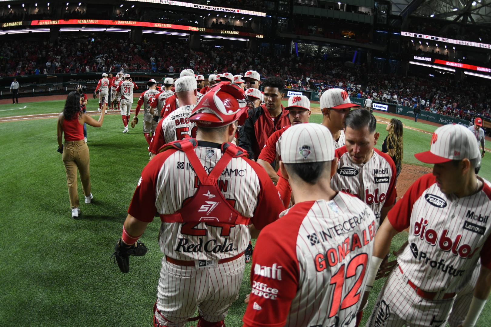 Con gran blanqueada, Diablos empareja la serie frente a Sultanes