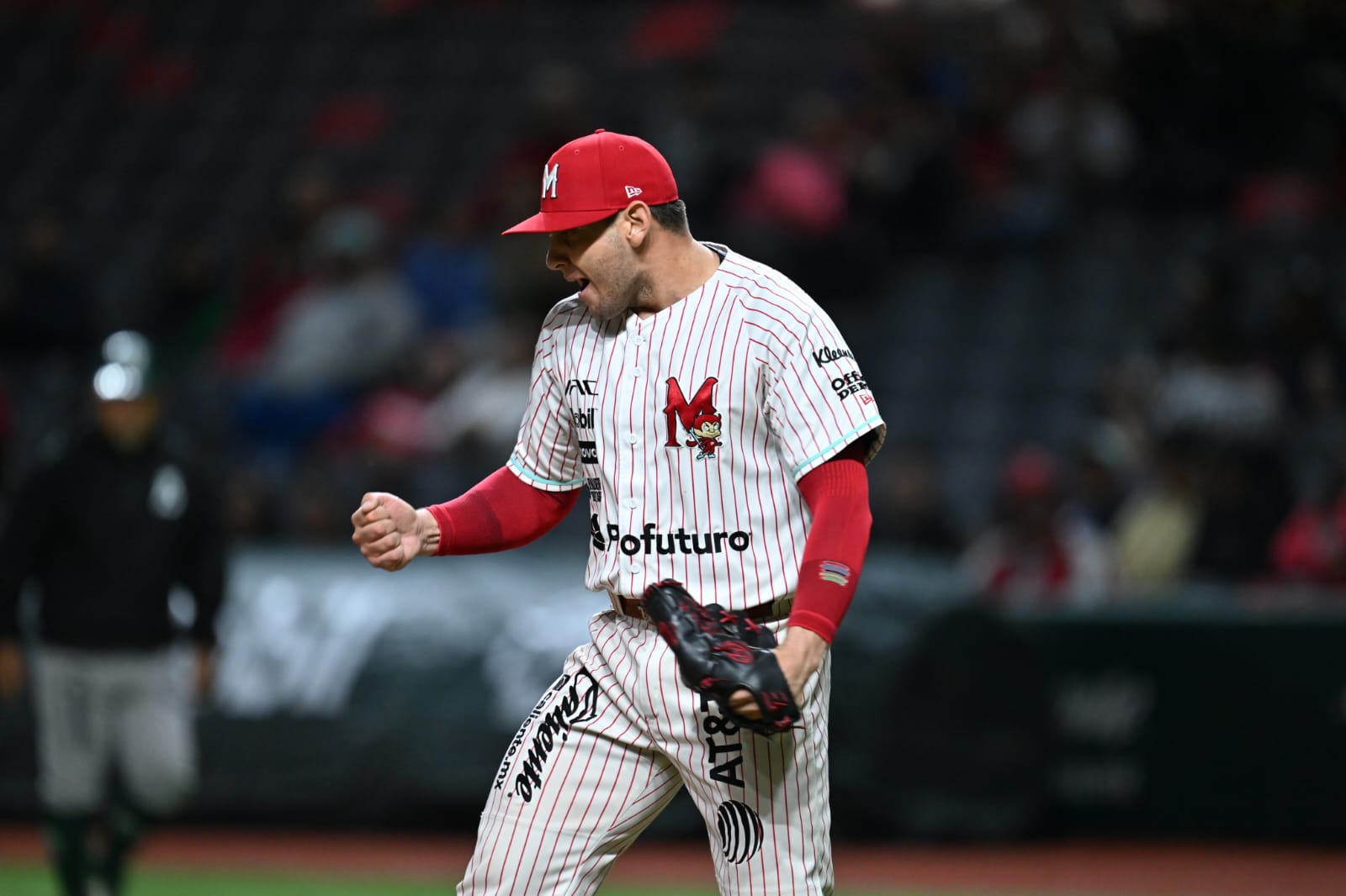 JOSÉ MARMOLEJOS EMPATA RÉCORD DE LMB EN VICTORIA DE DIABLOS PARA ABRIR SERIE