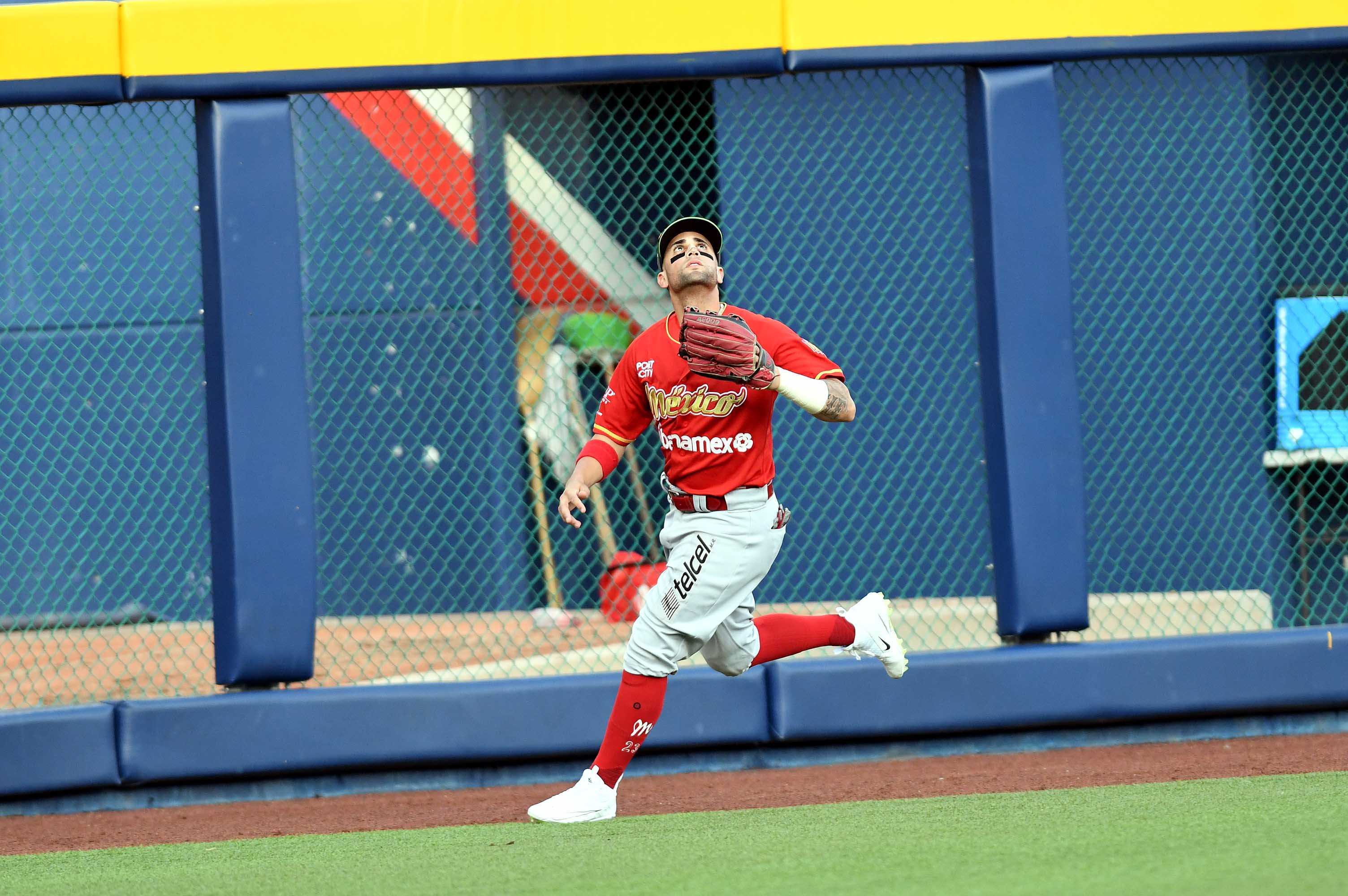 DAVID VIDAL POR LA HAZAÑA DE JUGAR LAS NUEVE POSICIONES