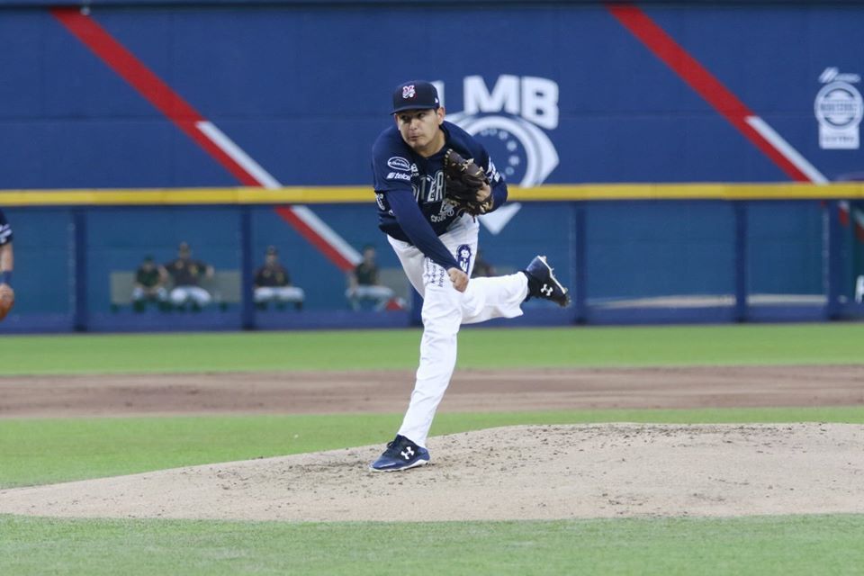 EL LANZADOR DERECHO GONZALO OCHOA LLEGA AL MÉXICO