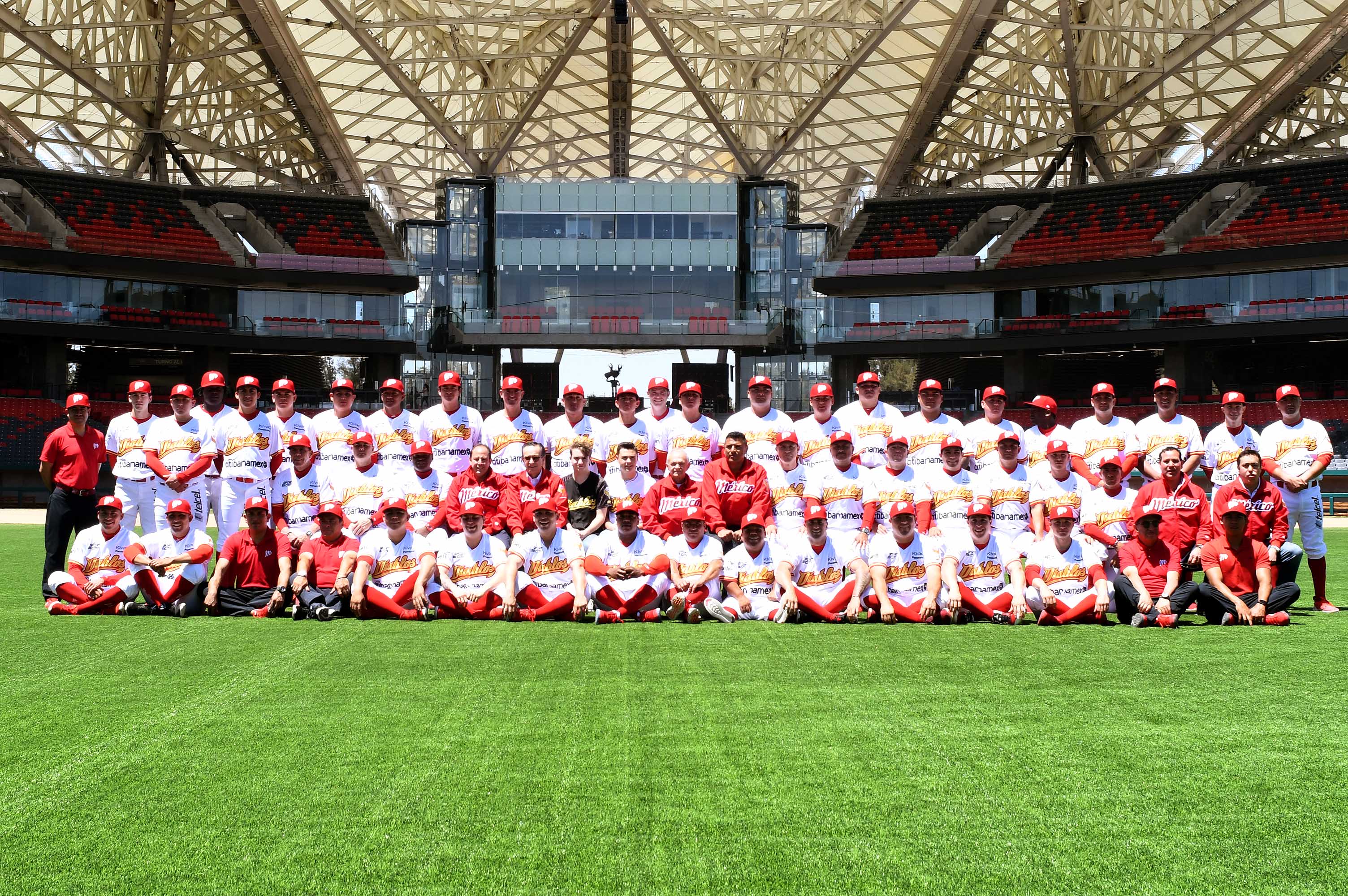 SE PRESENTARON LOS DIABLOS ROJOS PARA LA TEMPORADA 2019 DE LA LMB
