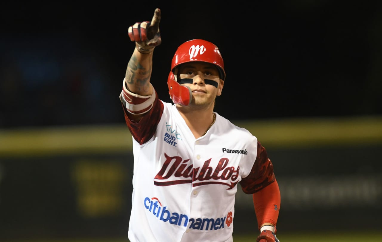 EL MÉXICO PEGA 1RO Y VENCE A OAXACA 8-6