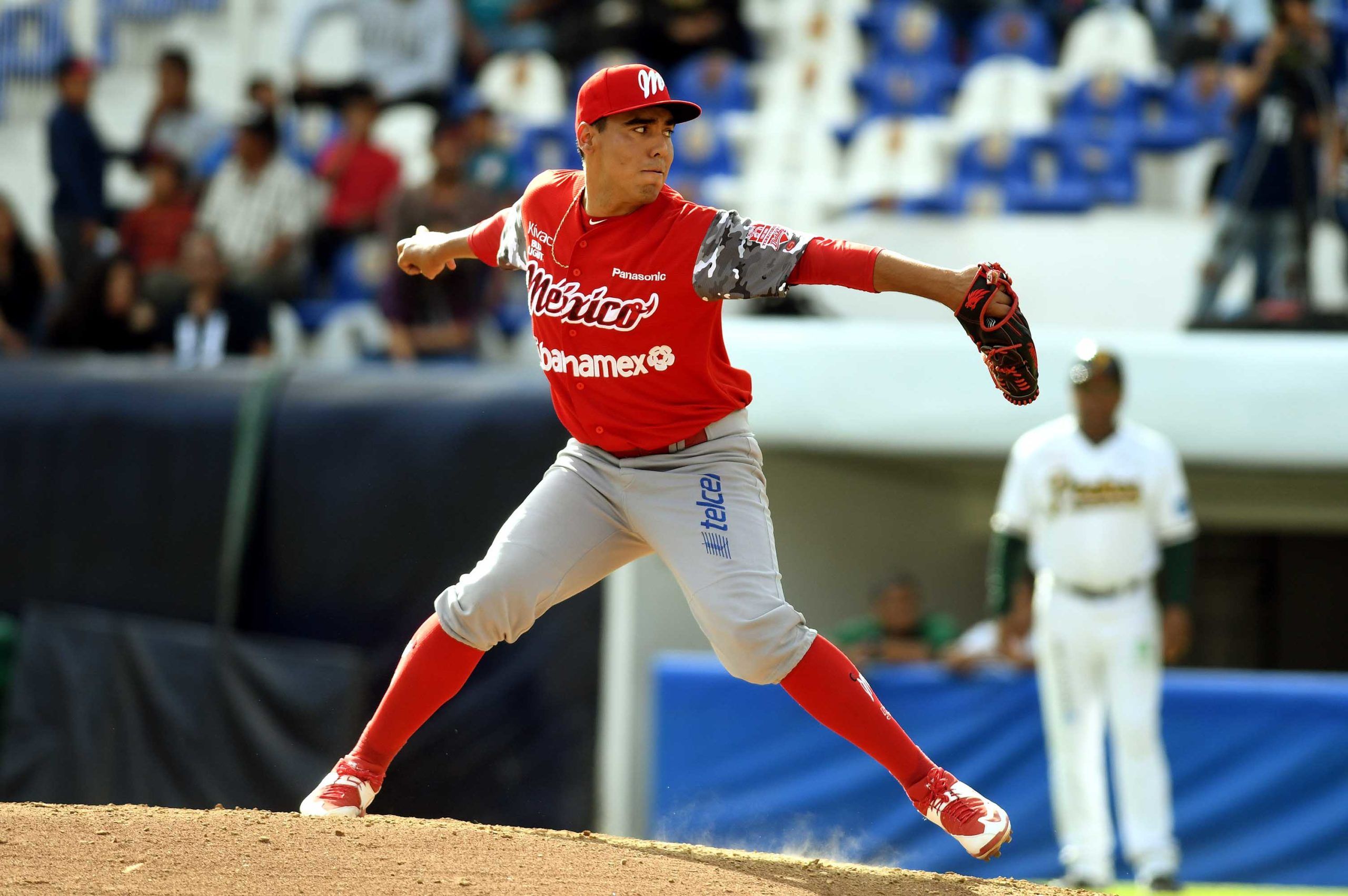 CARLOS DE LEÓN Y OMAR MEZA REGRESAN CON EL MÉXICO