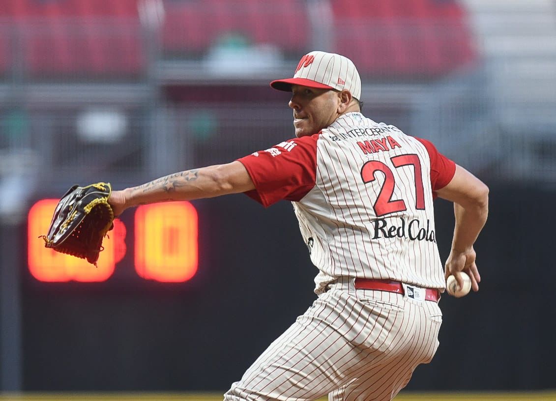 DIABLOS BLANQUEA A LEONES CON GRAN NOCHE DE YUNESKY MAYA Y TRES RELEVISTAS