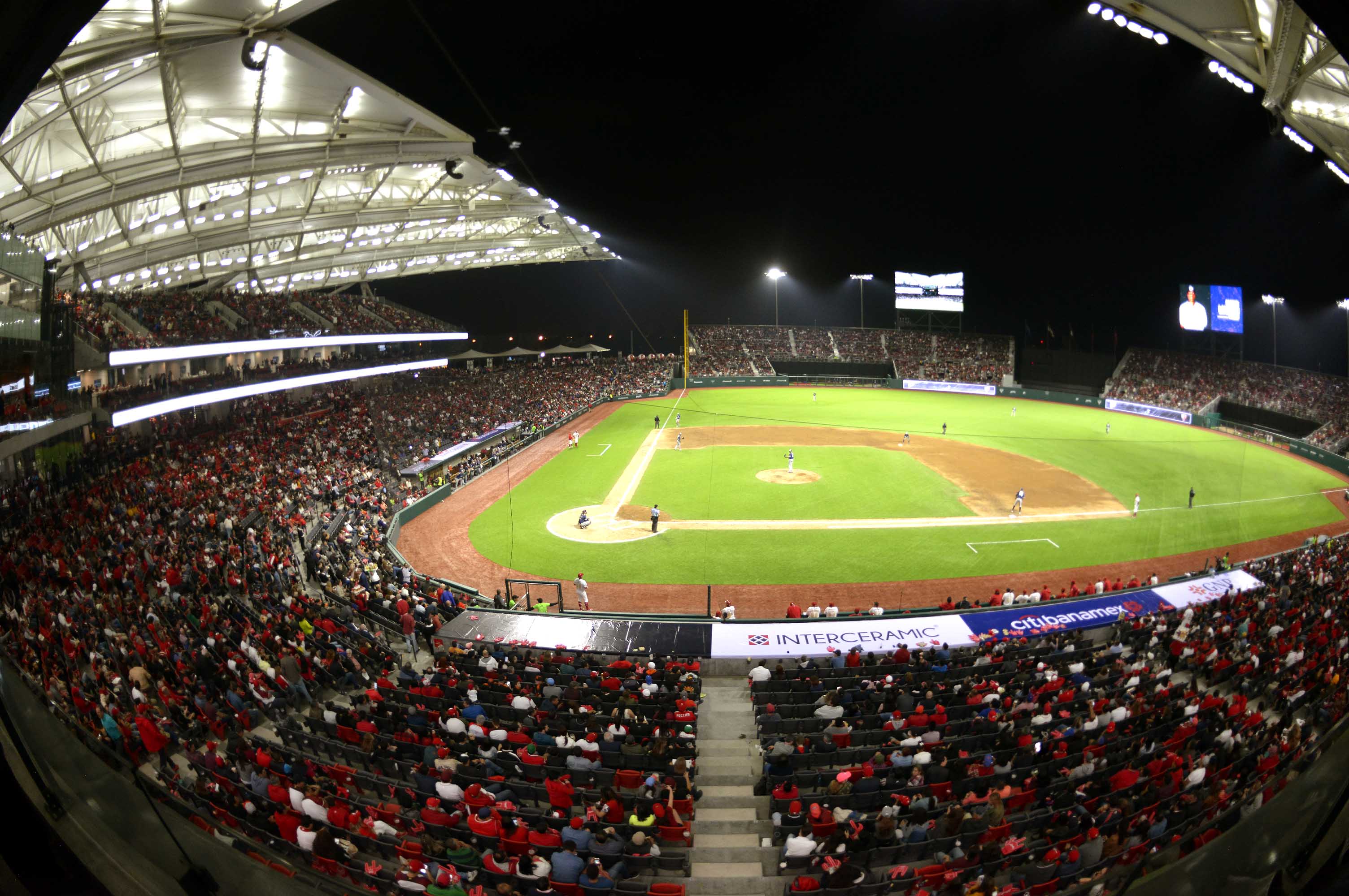 EL PARAÍSO DE LOS DIABLOS ROJOS, EL ESTADIO ALFREDO HARP HELÚ