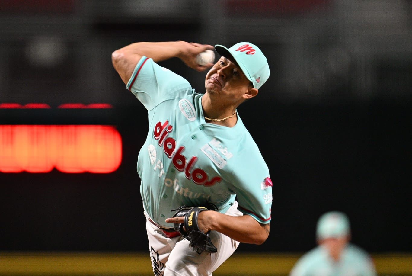 Los muchachos han ido mejorando”: Sergio Valenzuela, coach de pitcheo Diablos Rojos en la Liga Invernal Mexicana