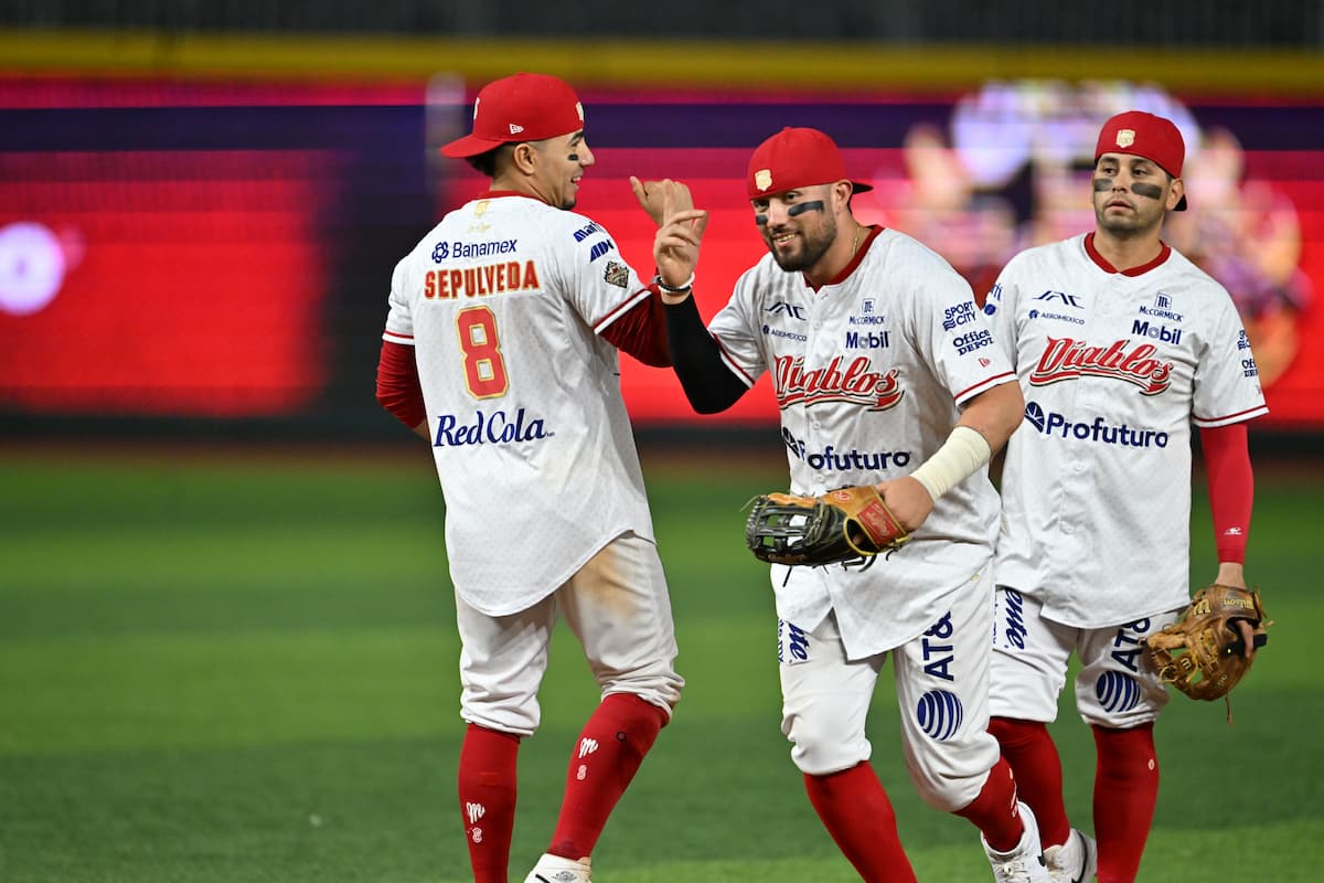 DIABLOS SUMA OCHO VICTORIAS AL HILO AL VENCER AL ÁGUILA EN EL PRIMERO DE LA SERIE