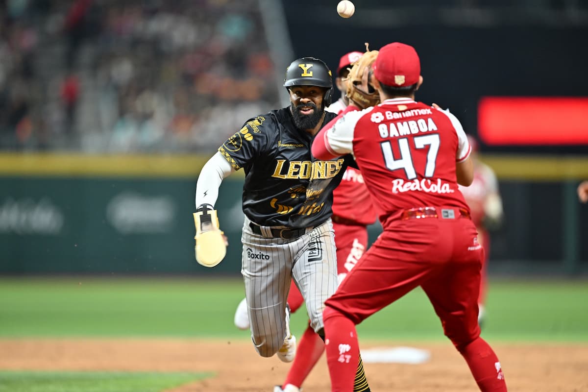 LEONES SE LLEVA EL SEGUNDO JUEGO DE LA SERIE