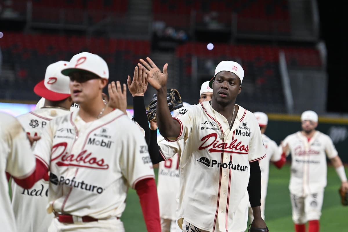 DIABLOS GANA CON EXPLOSIVA NOCHE
