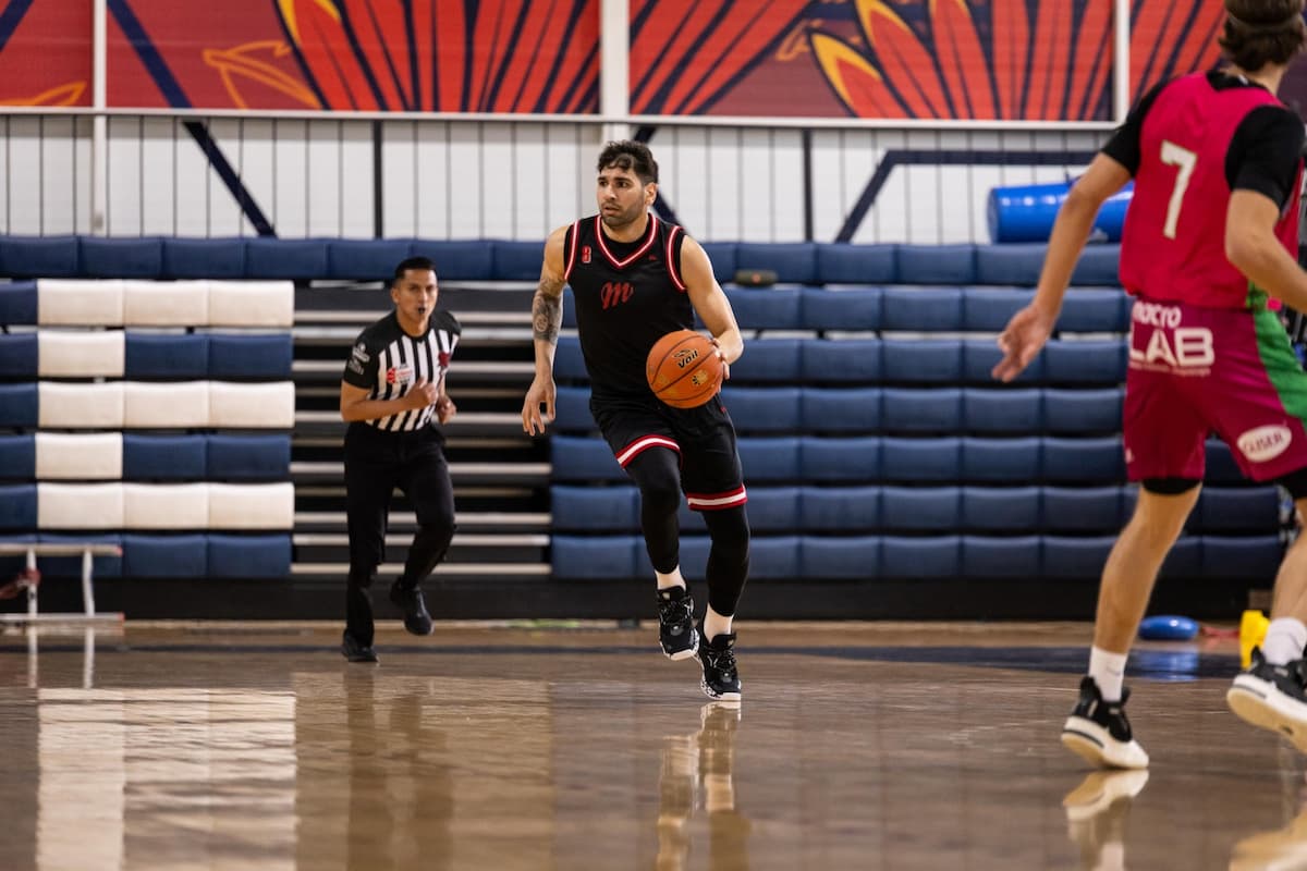 VAMOS EVOLUCIONANDO CON EL CORRER DE LOS DÍAS”: NICOLÁS CASALÁNGUIDA, COACH DIABLOS ROJOS BASQUETBOL