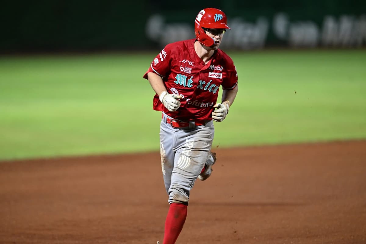 PATRICK MAZEIKA REGRESA A DIABLOS