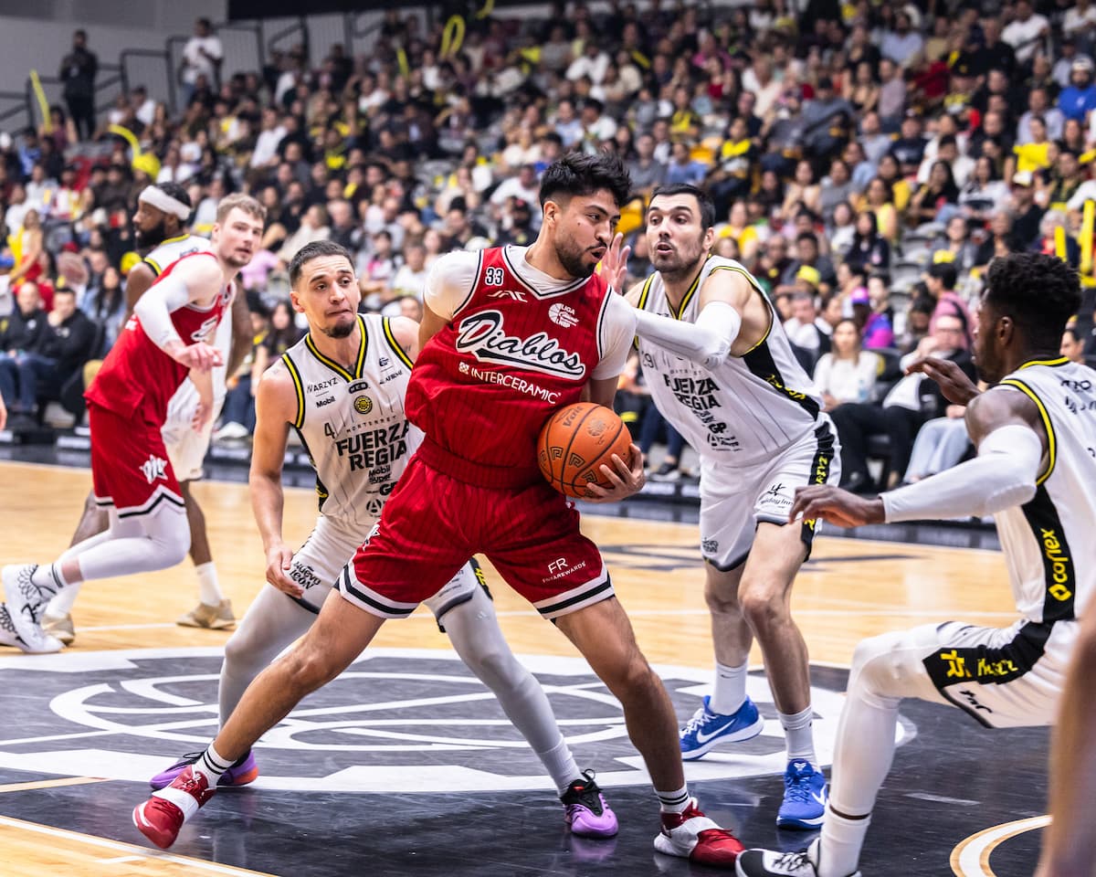 Fuerza Regia gana Juego 3 de la Final LNBP