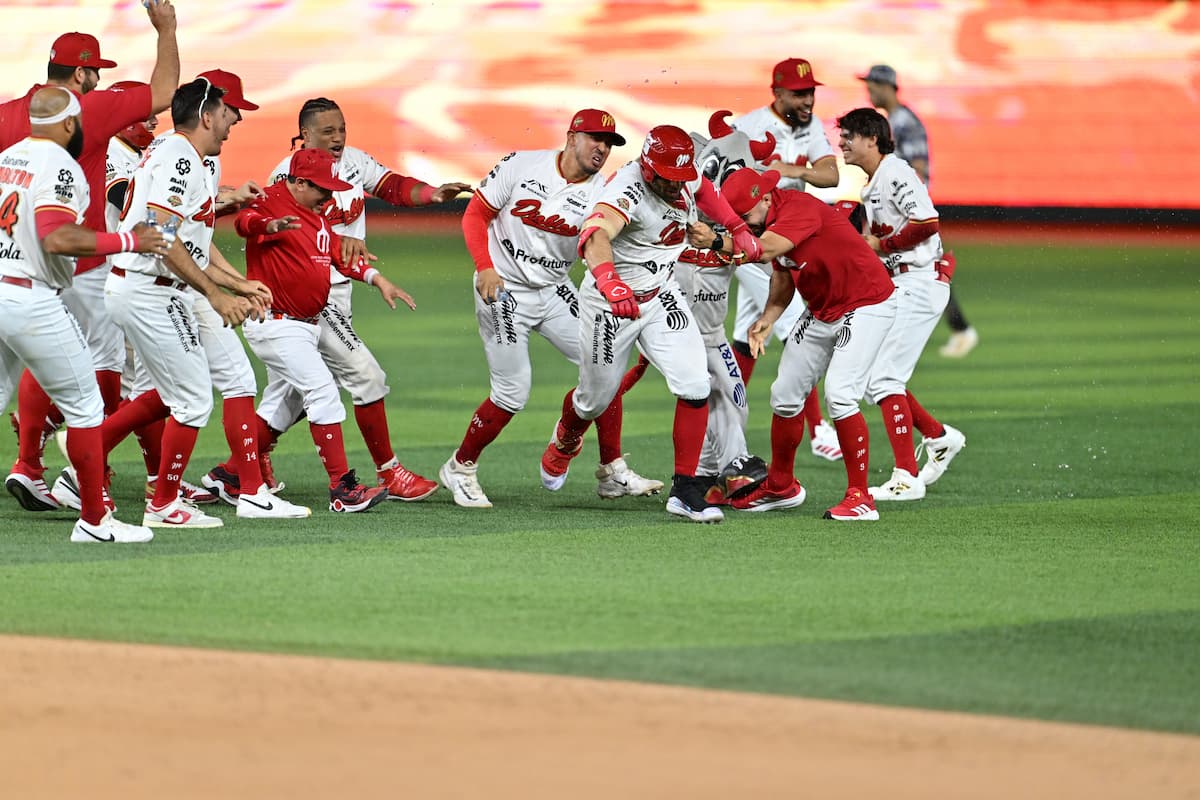 DIABLOS DEJA EN EL TERRENO A CONSPIRADORES Y ASEGURA LA SERIE
