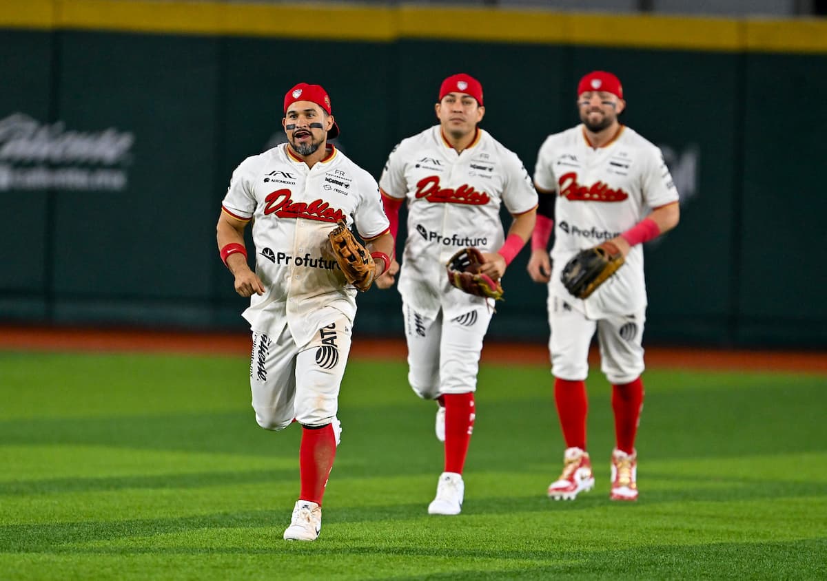 DIABLOS SE QUEDA CON EL ÚLTIMO JUEGO DE LA SERIE CON EXPLOSIVA NOCHE AL BAT