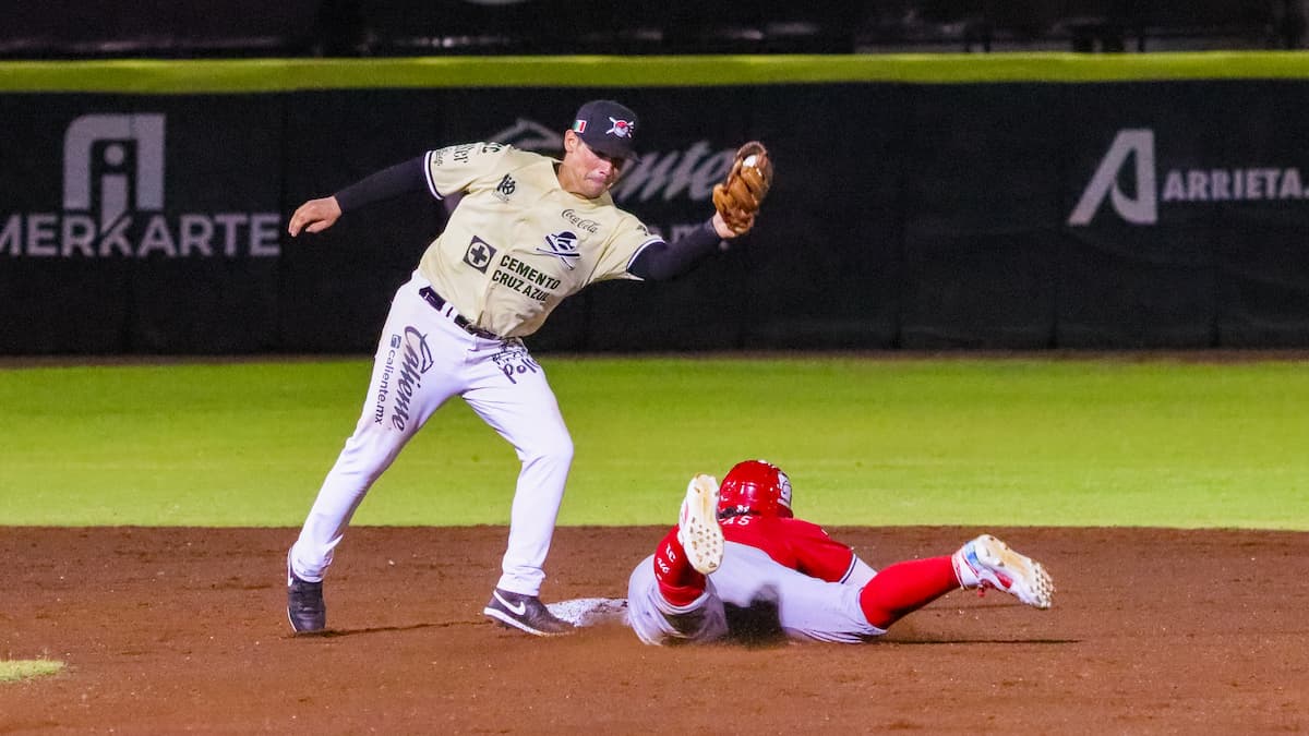 PIRATAS SE QUEDA CON EL PRIMER JUEGO DE LA SERIE