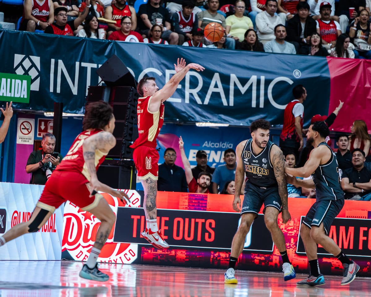 DIABLOS CAE EN SU DEBUT EN LA TEMPORADA 2026