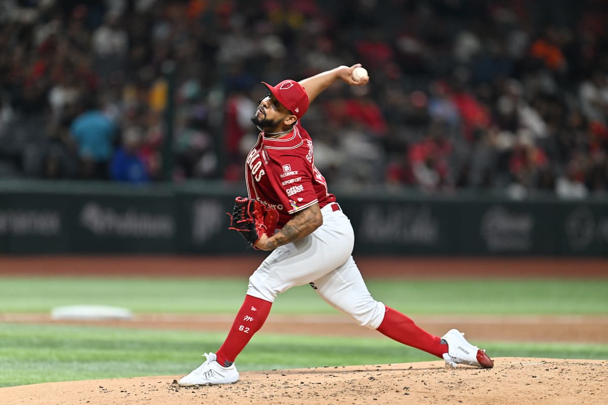 PIRATAS SE QUEDA CON EL PRIMER JUEGO DE LA SERIE