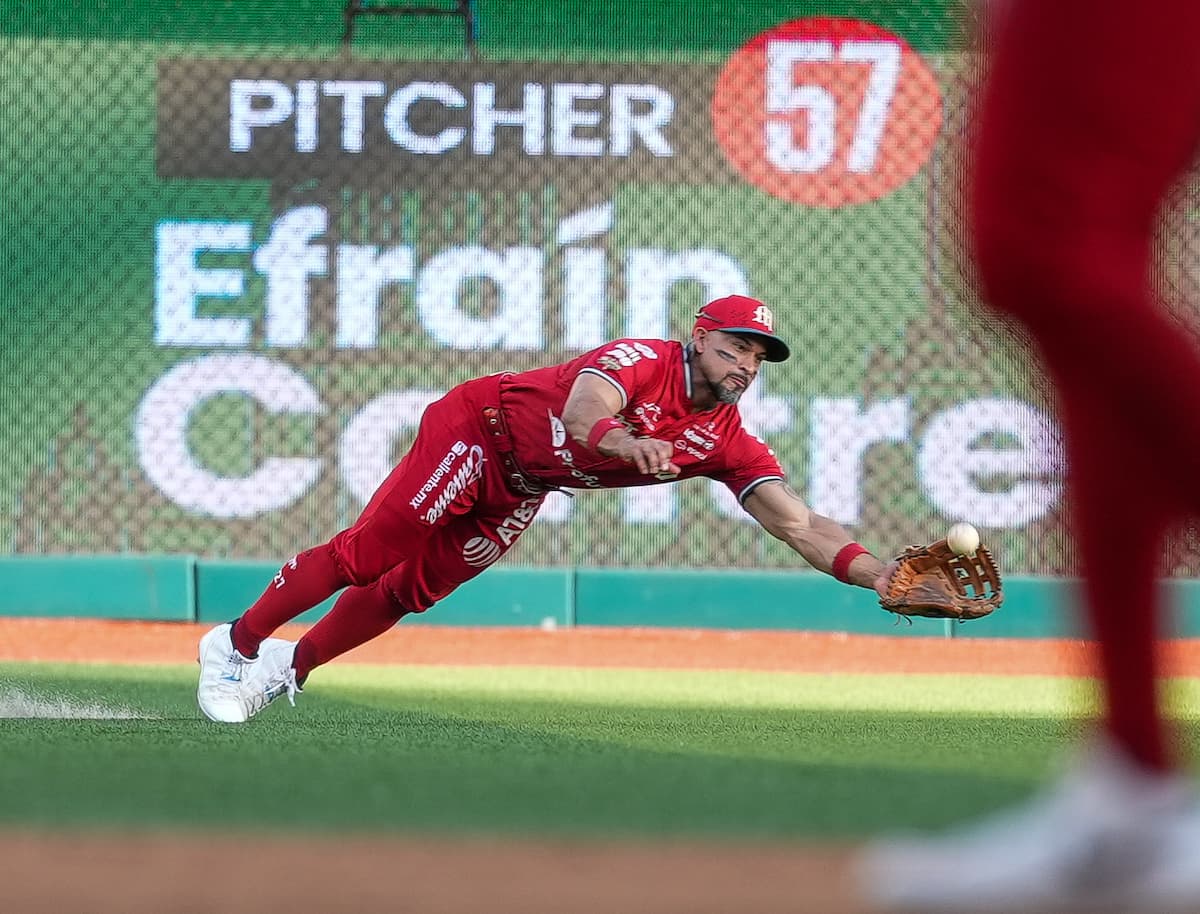 DIABLOS ASEGURAN LA SERIE ROJA CON VICTORIA SABATINA