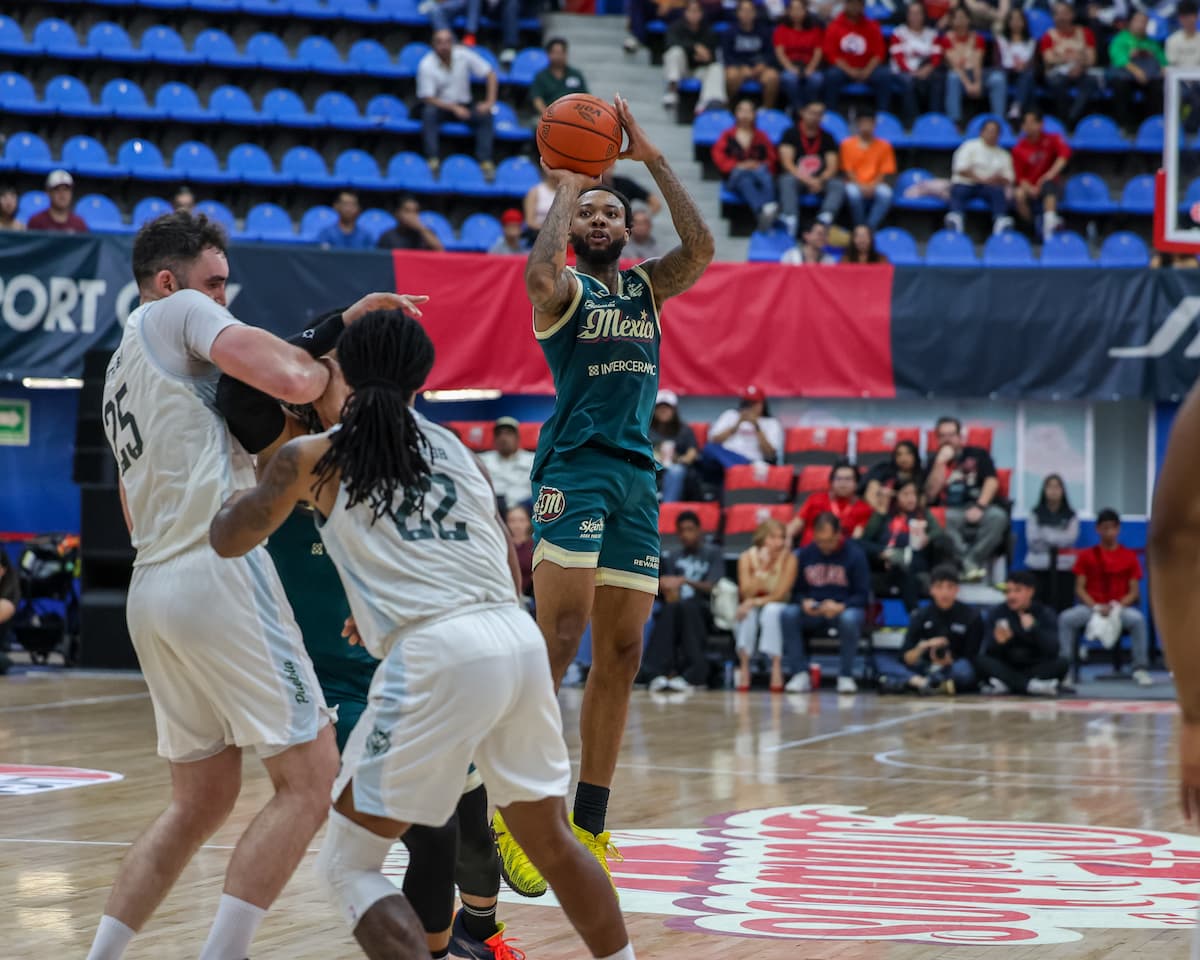 LOBOS SE QUEDA JUEGO VINIENDO DE ATRÁS
